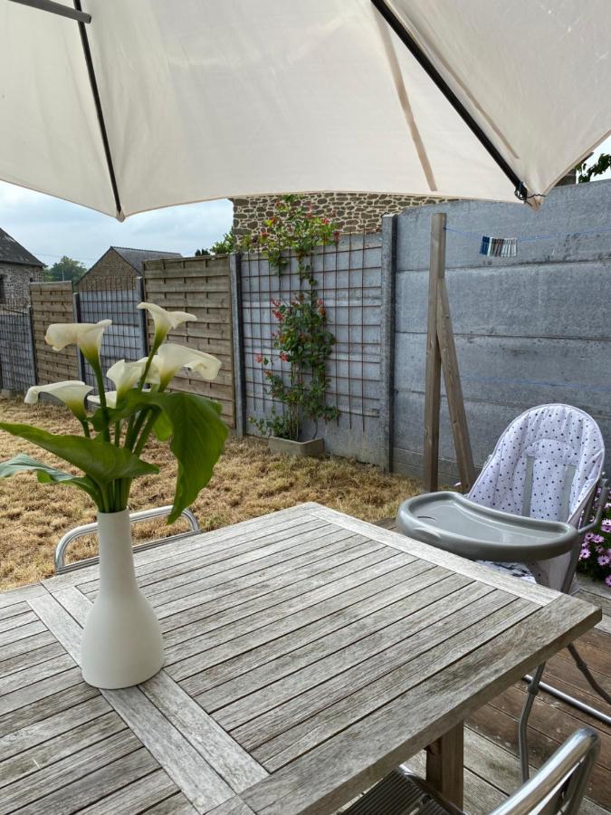 La Maison D'Aurelie Pleudihen-sur-Rance Extérieur photo